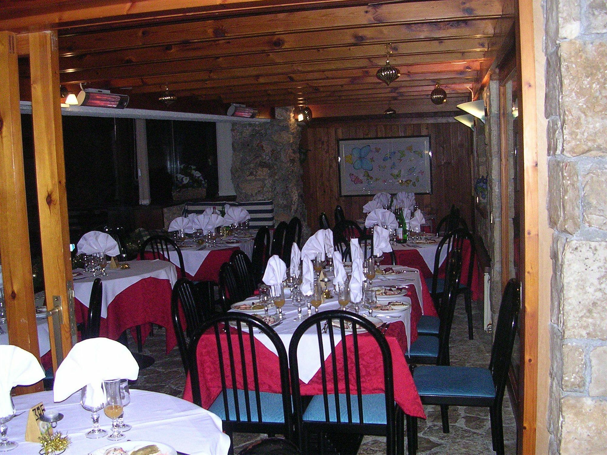 Hotel Orso Bianco ペスカッセーロリ エクステリア 写真